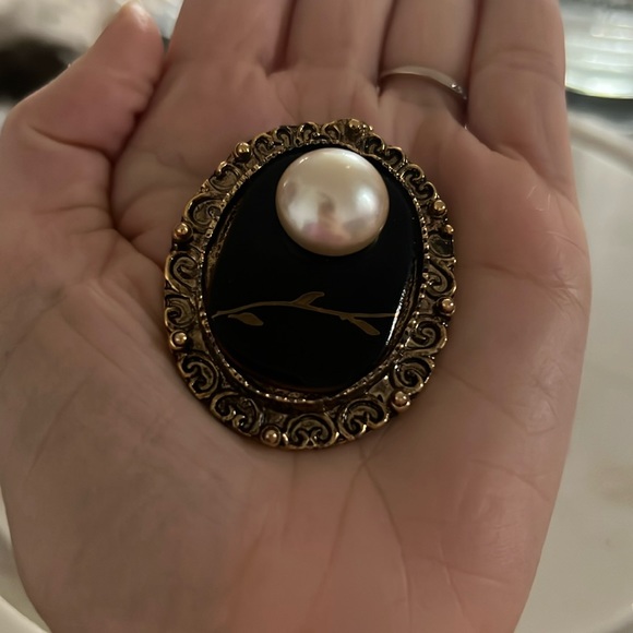 Artisanal Brooch/Pendant Black Enamel Faux Pearl Ornate Gold Trim - Picture 2 of 5